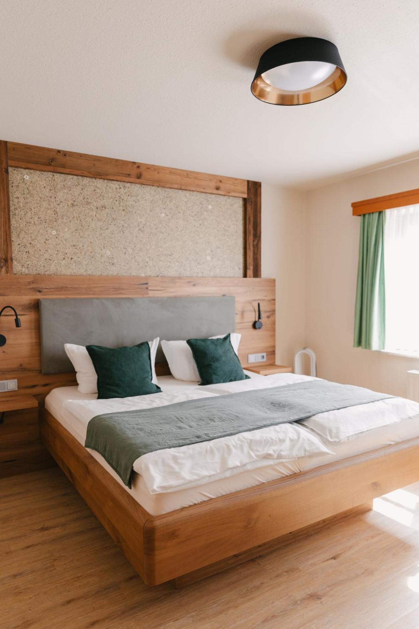 Zur Margarethenmuehle - Landgasthof Und Waldhotel Rosswein Esterno foto