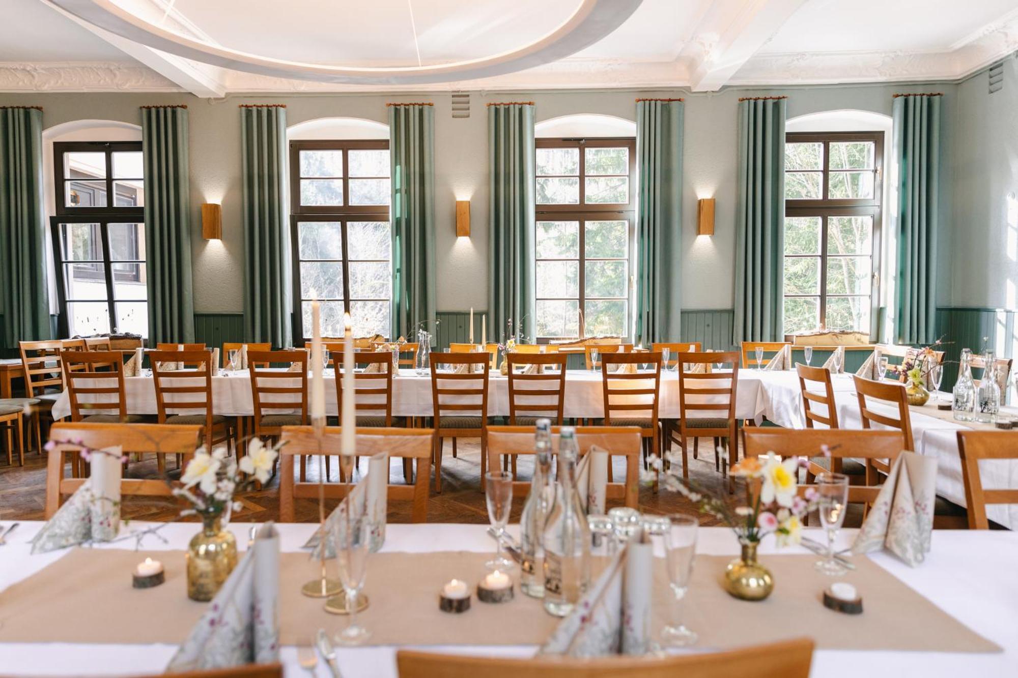 Zur Margarethenmuehle - Landgasthof Und Waldhotel Rosswein Esterno foto